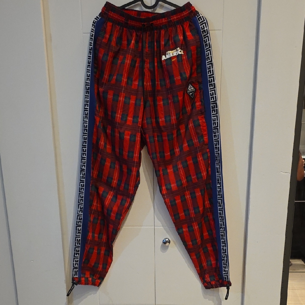Nike Plaid Giannis Antetokounmpo Tribute Pants CW4756-657 “Coming To America”